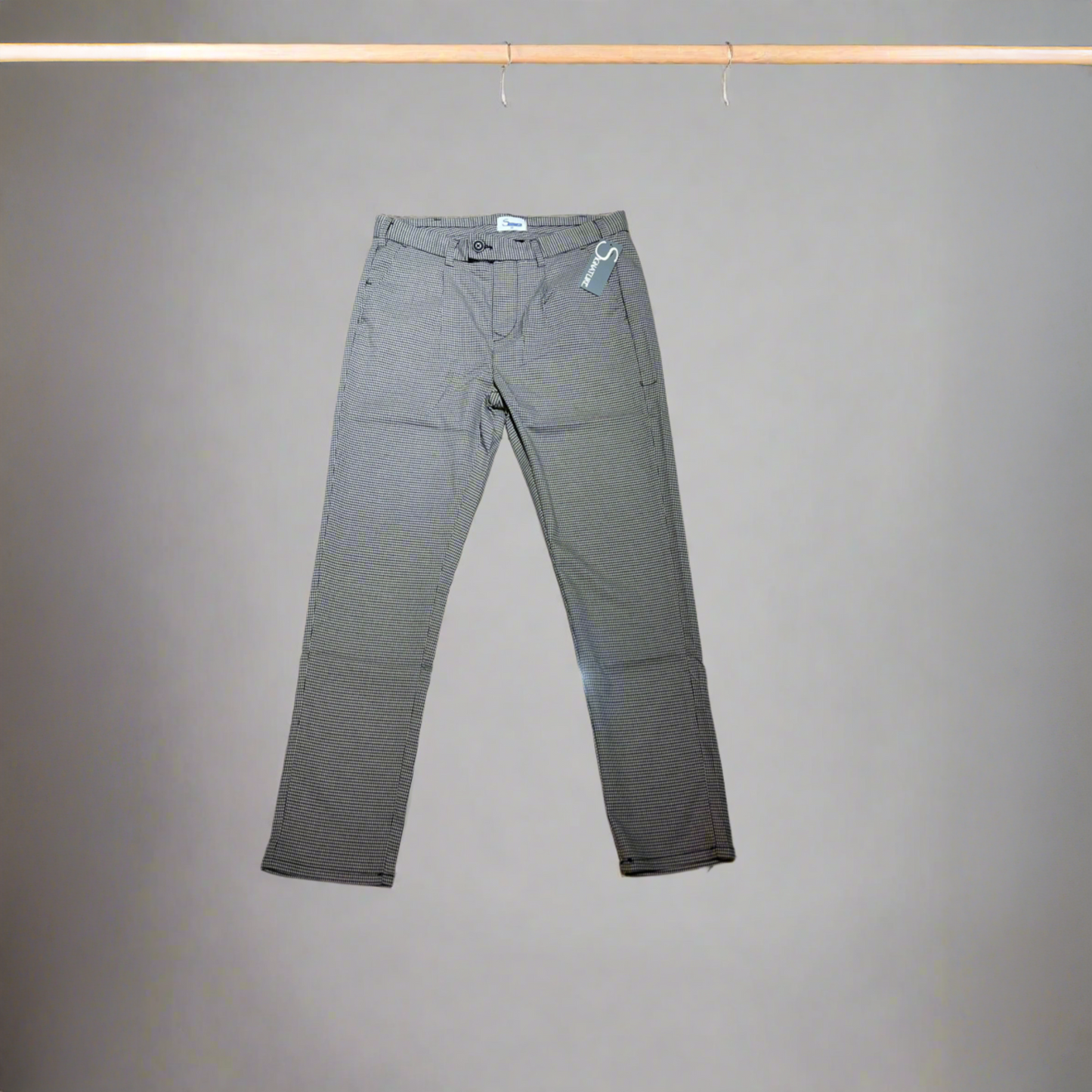 Signature Men’s Chinos